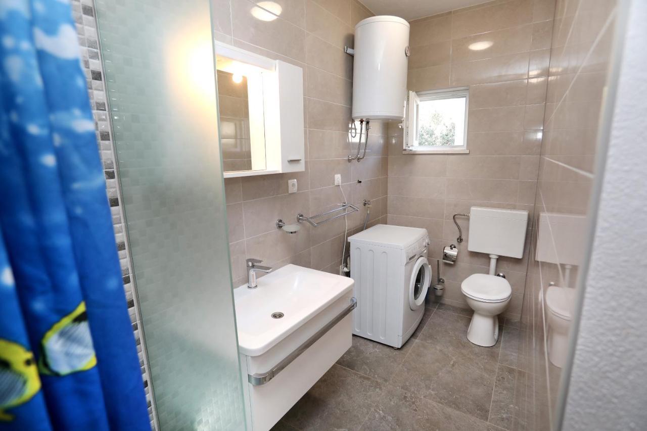 Apartman Gilan Seget Vranjica Zewnętrze zdjęcie