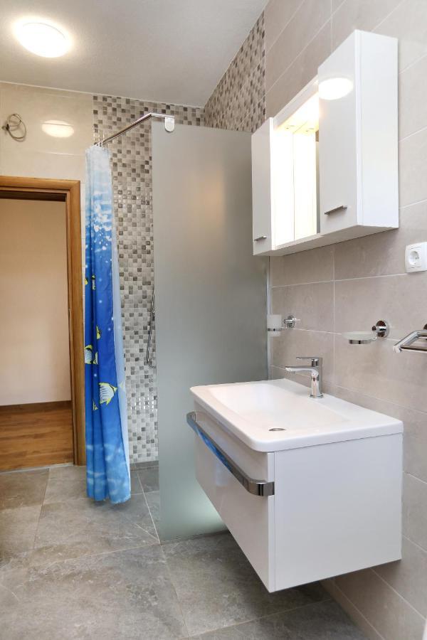 Apartman Gilan Seget Vranjica Zewnętrze zdjęcie