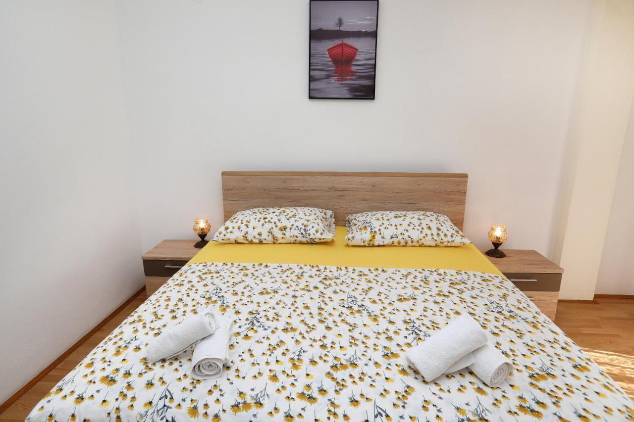 Apartman Gilan Seget Vranjica Zewnętrze zdjęcie