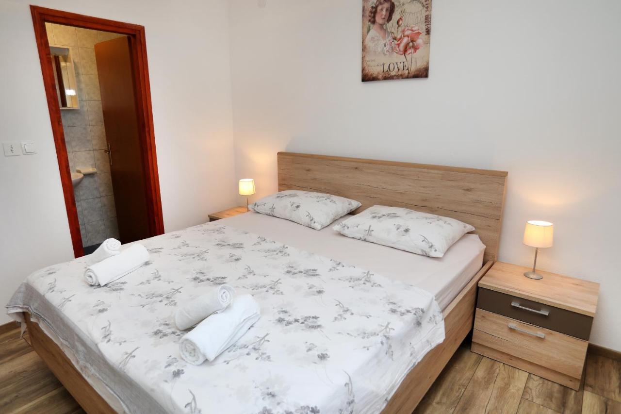 Apartman Gilan Seget Vranjica Zewnętrze zdjęcie