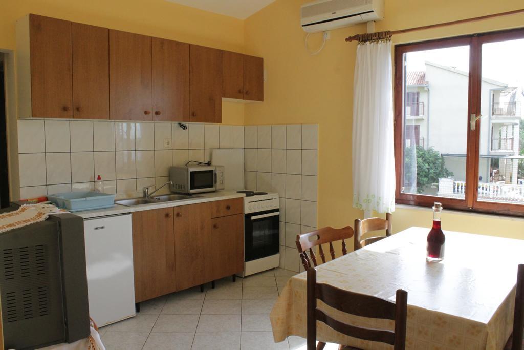 Apartman Gilan Seget Vranjica Pokój zdjęcie